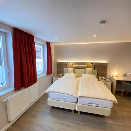 Zum Lindenwirt 4* Oberweser