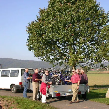 게스트하우스 Zum Lindenwirt Oberweser