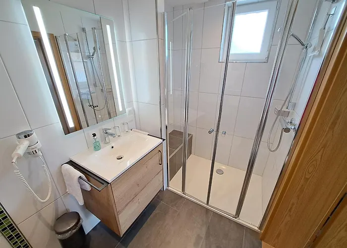 Zum Lindenwirt Gasthof 4*