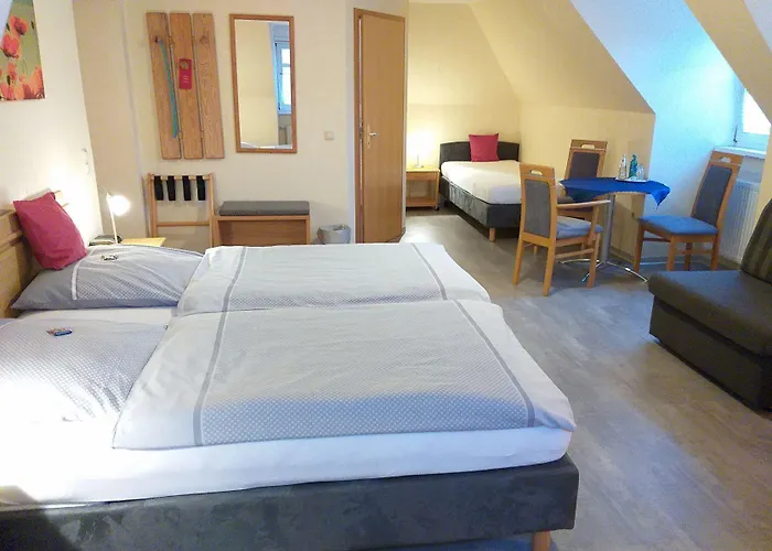 Zum Lindenwirt Gasthof 4*